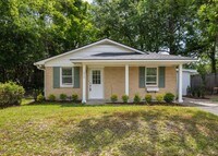 Building Photo - Fully Updated Home in Charleston