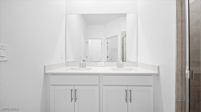 Building Photo - 14694 White Pearl Rd