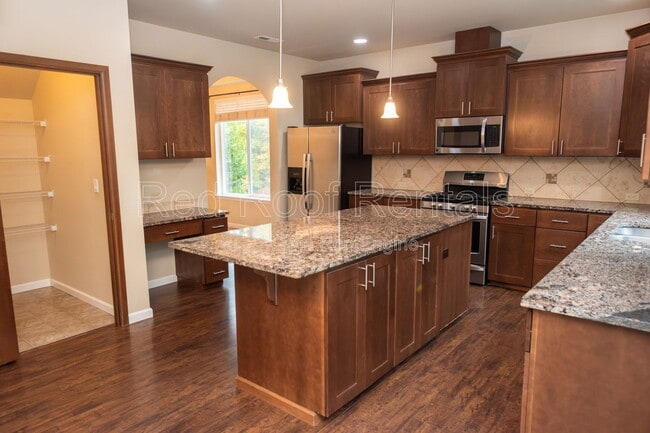 Building Photo - 4014 203rd St Ct E