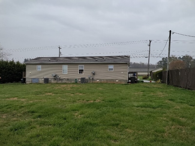 Building Photo - 2187 Jeffress Rd