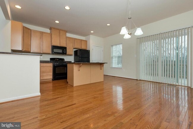 Building Photo - 4548 Alliance Way