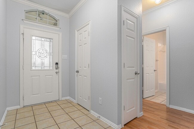 Building Photo - 14604 Eaglemont Dr