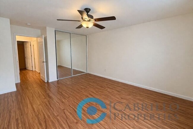 Building Photo - 3030 Suncrest Dr