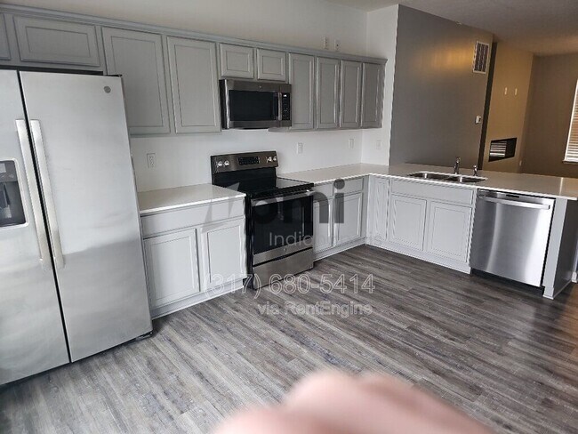 Building Photo - 2948 W New York St