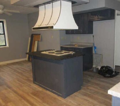 Building Photo - 639 Dunn Cir