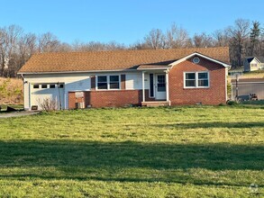 Building Photo - Single Family Home for Rent in Timberville