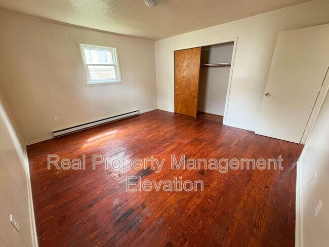 Building Photo - 1114 Allen Dr