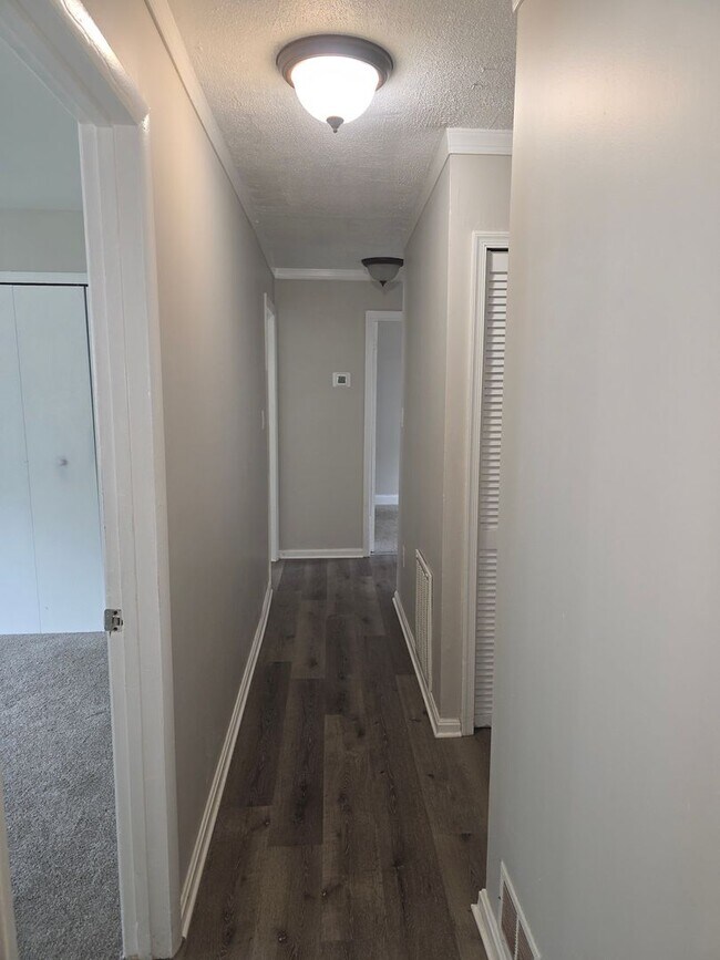 Building Photo - 51 Verdi Cir