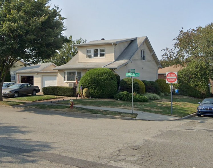 Primary Photo - 114 Barkley Ave