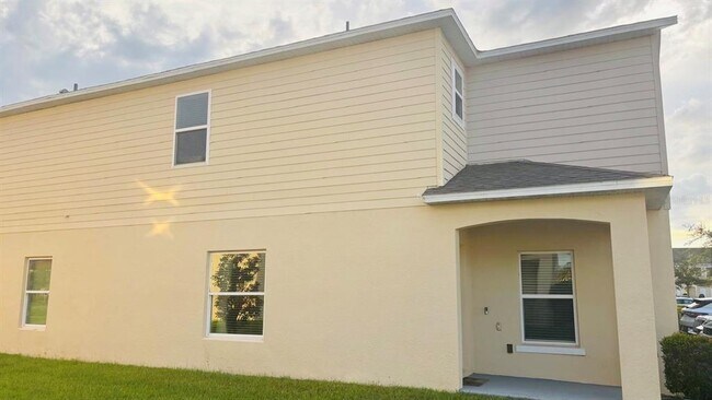 Building Photo - 4722 Coral Castle Dr.