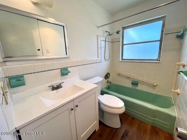 Building Photo - 2955 Redgrove Dr NE