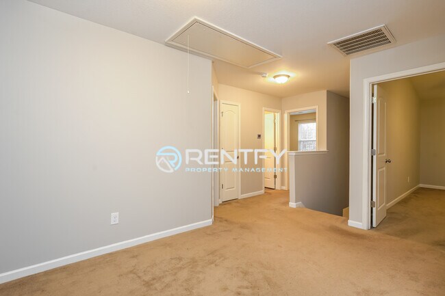 Building Photo - 5191 Liberty Hall Cir