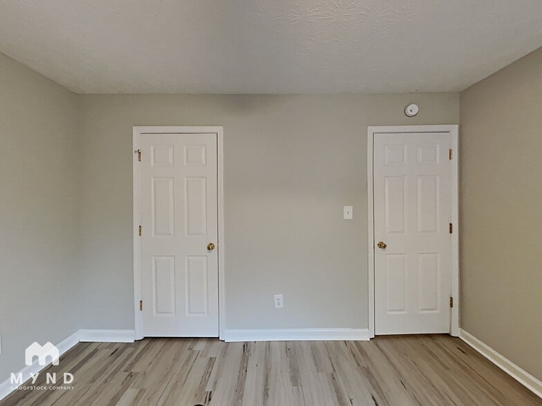 Building Photo - 11190 Knotty Pine Pl