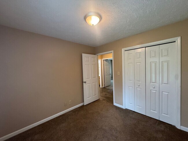 Building Photo - 292 Audrea Ln
