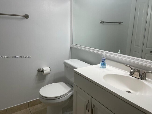 Building Photo - 4871 NW 97th Ct