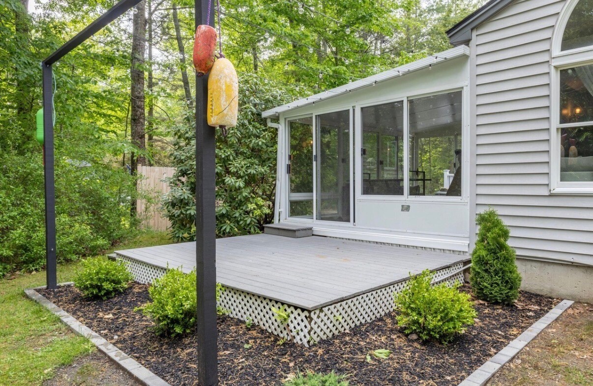 Back deck - 11 Frost Brook Ln