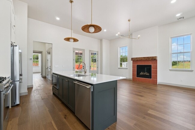 Building Photo - Natural Soul, Modern Flow, Your Boho Escape Awaits!