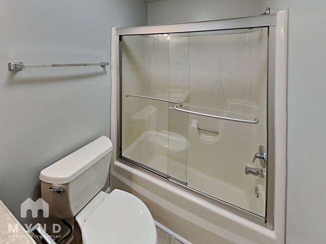 Building Photo - 7907 Red Lantern Rd