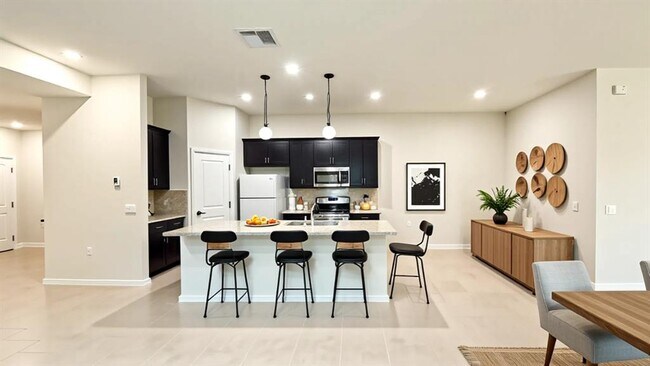 Building Photo - 24707 Royal Pike Dr