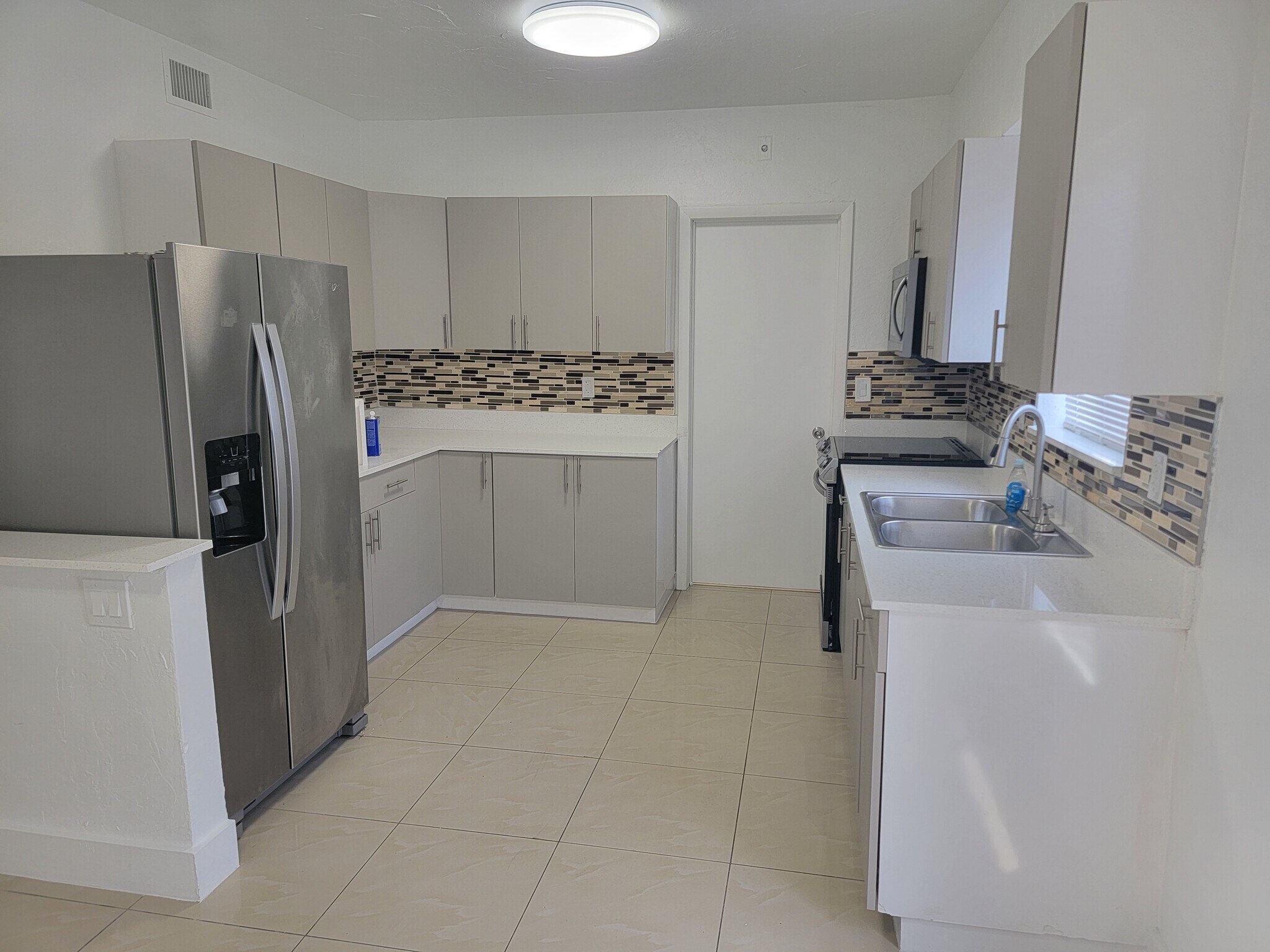 Building Photo - 510 NW 113th St