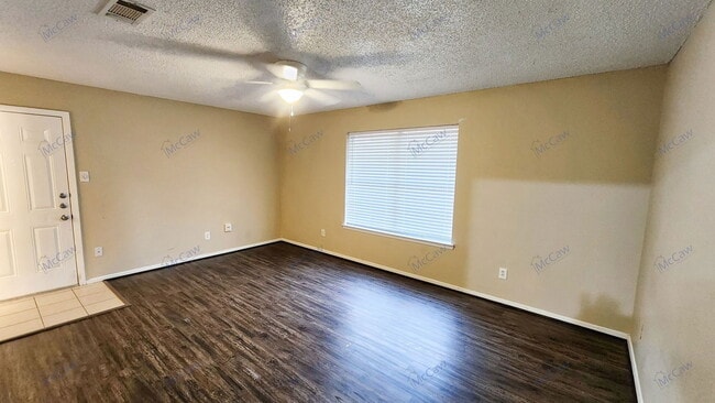 Building Photo - 7763 Sable Ln