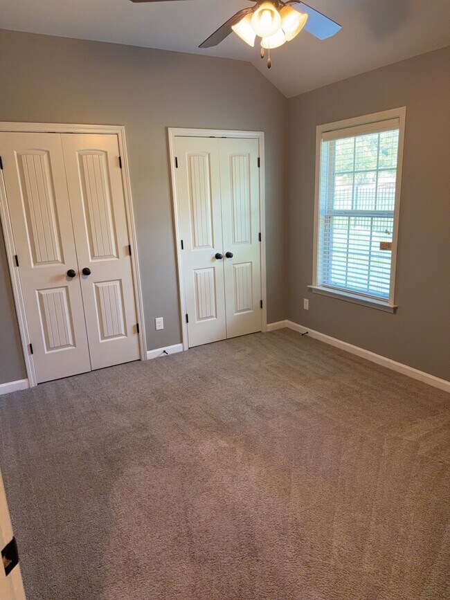 Building Photo - 8836 Andress Ct
