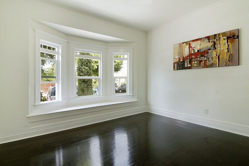 Building Photo - 1341 W 25th St