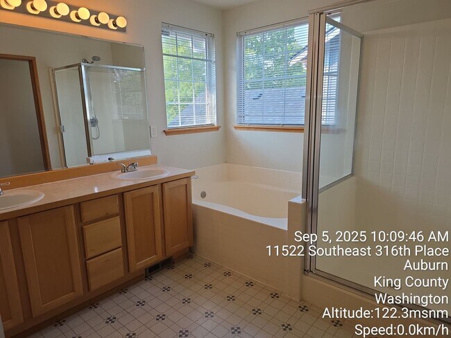 Building Photo - Rental home - Lea Hill area, Two story - 3...