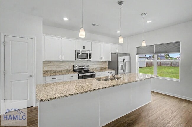 Building Photo - 137 Castaway Ct