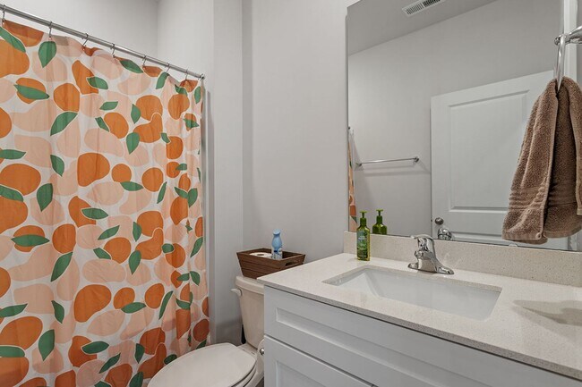 Building Photo - Spacious 5 BR for Rent in Wendall-Availabl...