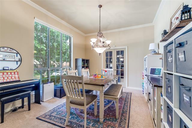 Building Photo - 11091 Apple Valley Dr