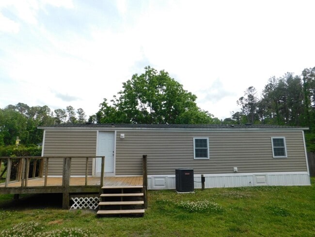 Building Photo - Cozy Modular Home in Newport