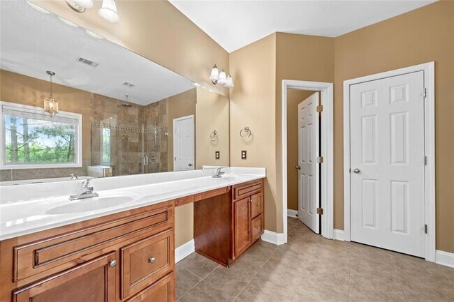 Building Photo - 548 Myrtle Trace Ln