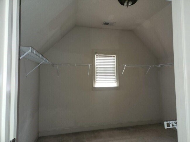 Building Photo - 3542 Waters Run Dr