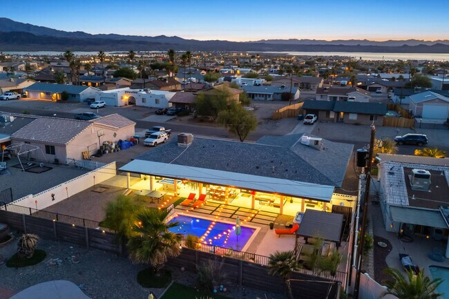 Building Photo - 131 Mescal Loop