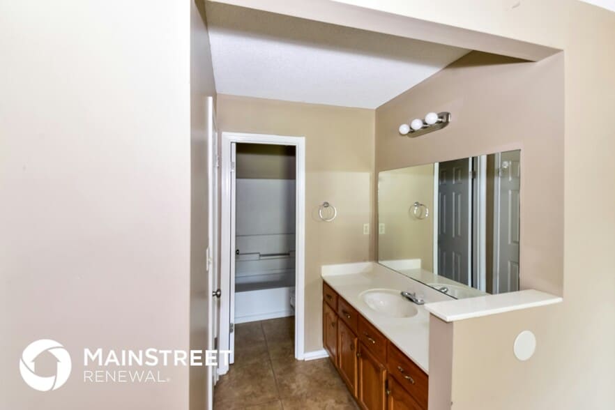 Building Photo - 7163 Layne Dr