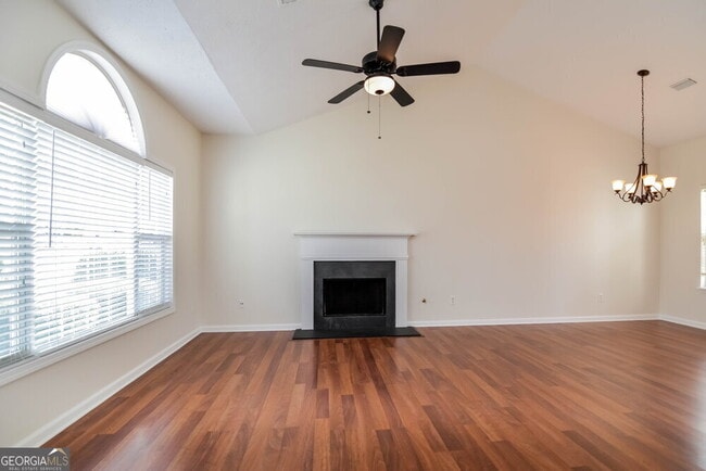 Building Photo - 2770 Lake Park Ridge W