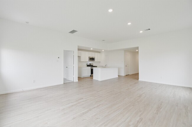 Building Photo - 21811 Carpineti Ln