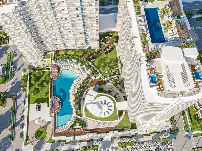 Building Photo - 220 Lake Shore Dr