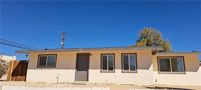 Building Photo - 5834 Ocotillo Ave