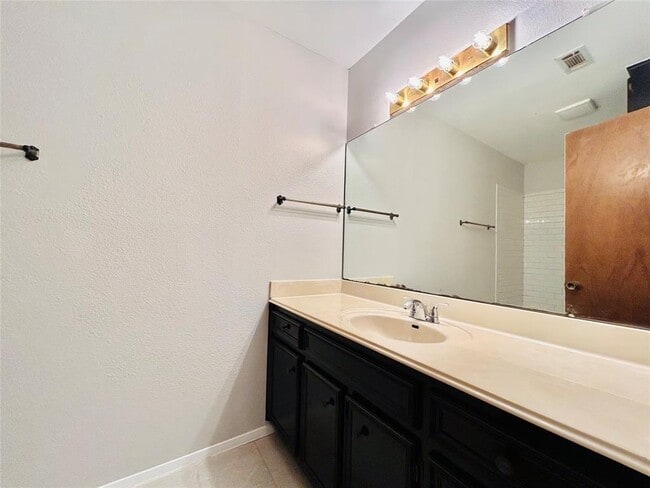 Building Photo - 7001 Winedale Dr