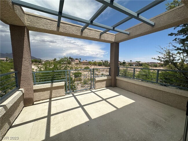 Building Photo - 10830 Amber Ridge Dr