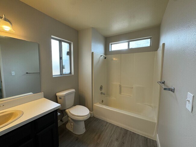 Building Photo - 3205 Fortier St
