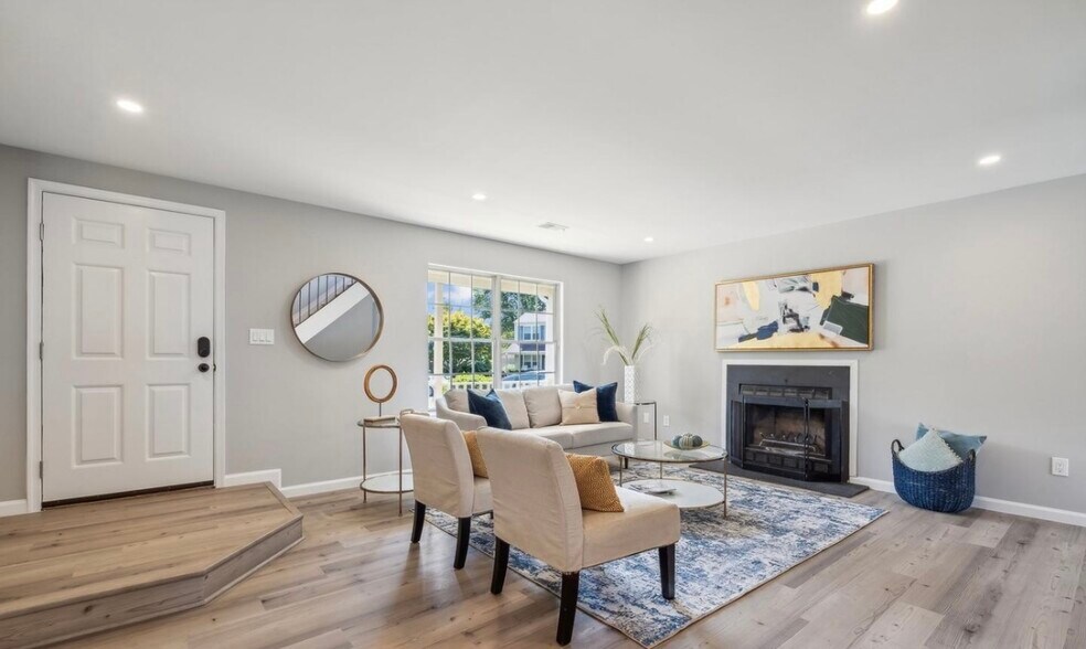 Building Photo - 13512 Apple Barrel Ct