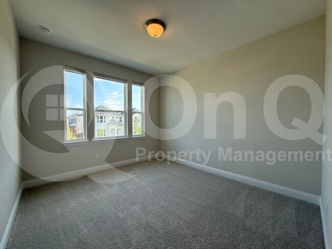 Building Photo - 11531 Chartwell Ct