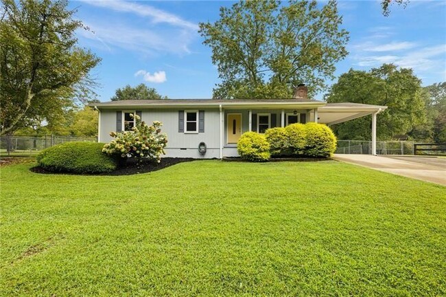 Primary Photo - 3020 Land Rd