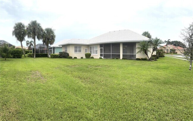 Building Photo - 664 Silk Oak Dr
