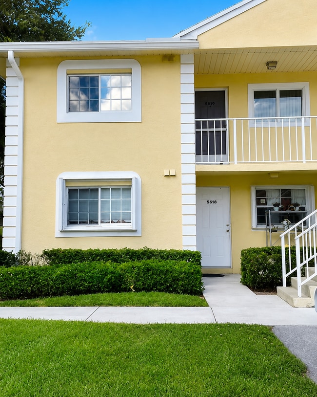 Building Photo - 1605 Palm Beach Trace Dr