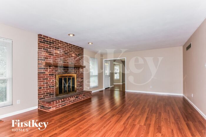 Building Photo - 4446 Skyridge Dr