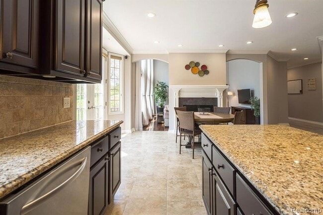 Building Photo - 4906 Stonehenge Dr